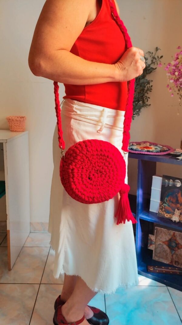 Bolsa tira colo de crochê - Lua Crescente cor rosa pink