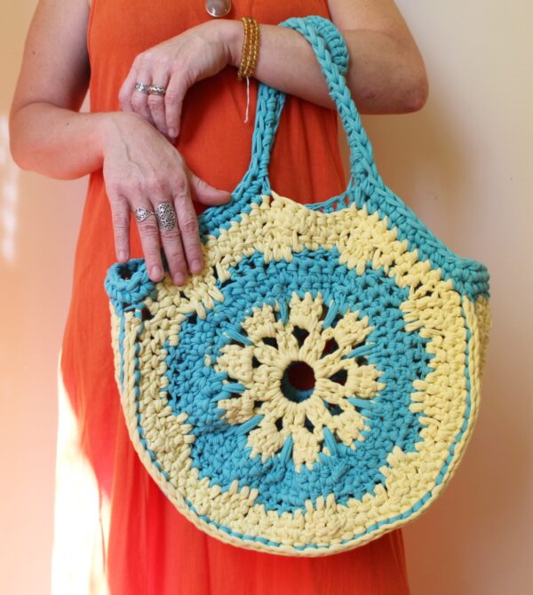 Bolsa Lua Cheia duo de cores azul e amarelo