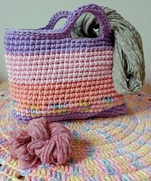 Bolsa La Loba em tons lilás