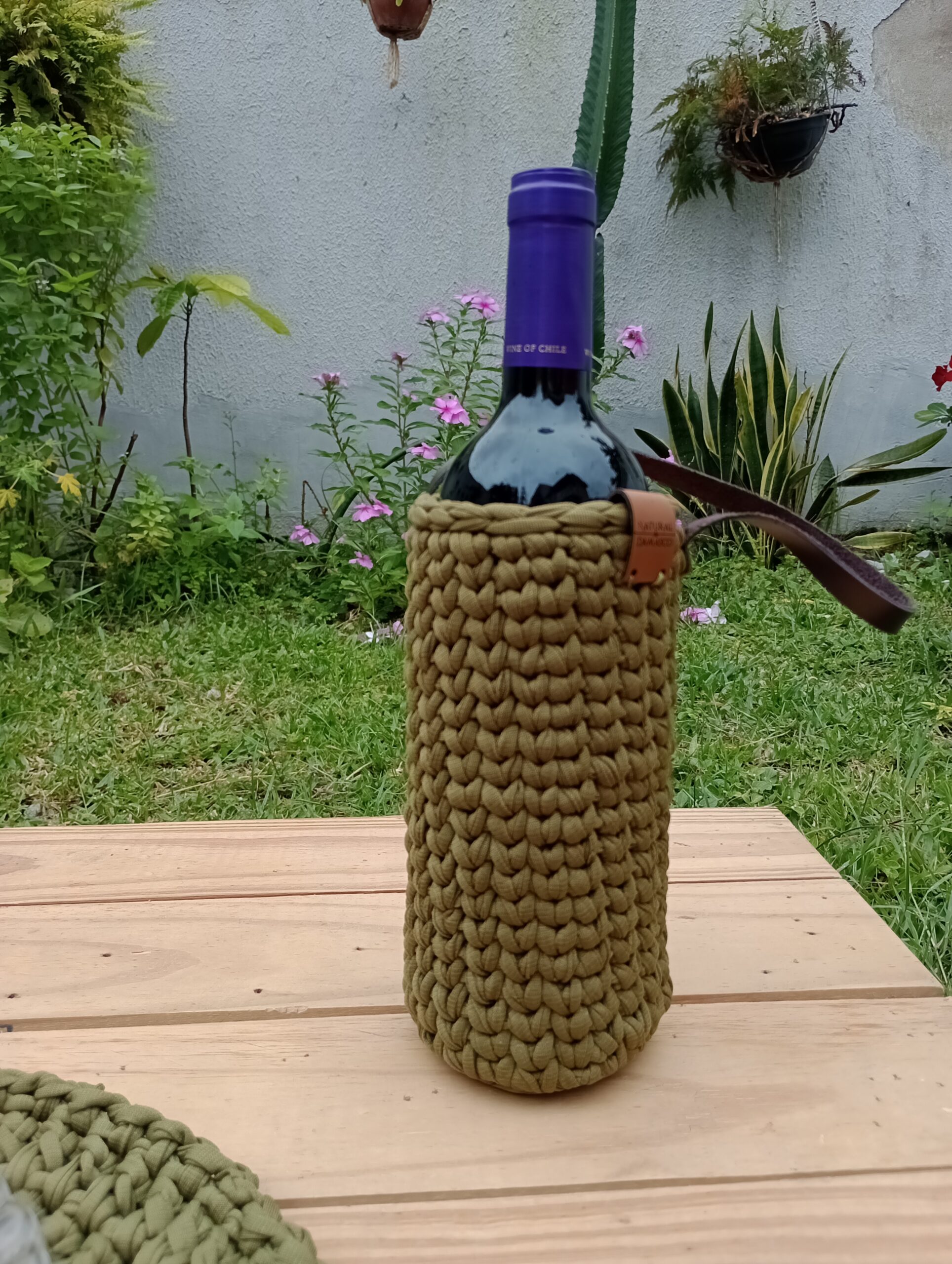 Porta-Vinho Natural de Damasco/ cor verde musgo