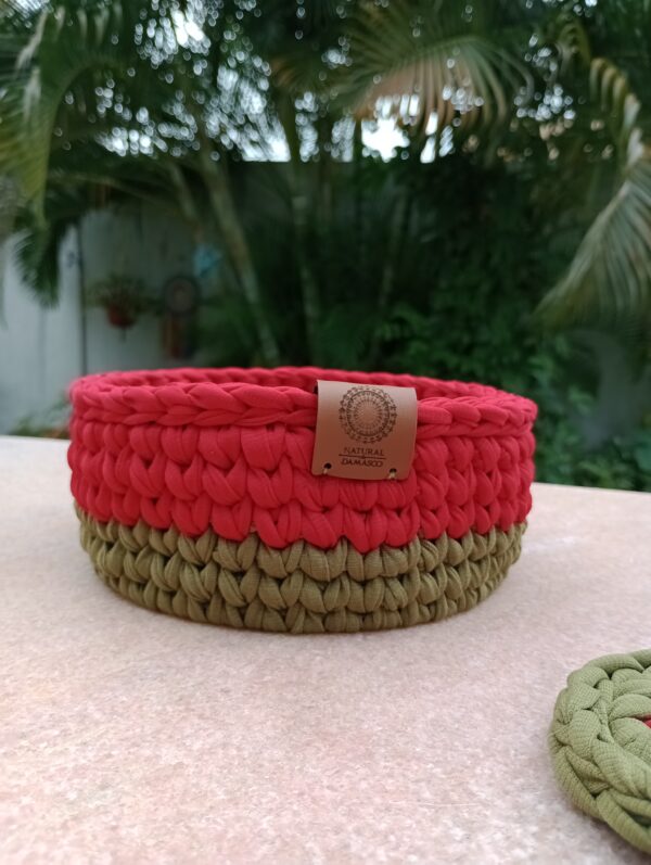 Porta-Copos de Crochê em Fio de Malha da Natural de Damasco/ vermelho e verde musgo - Image 5