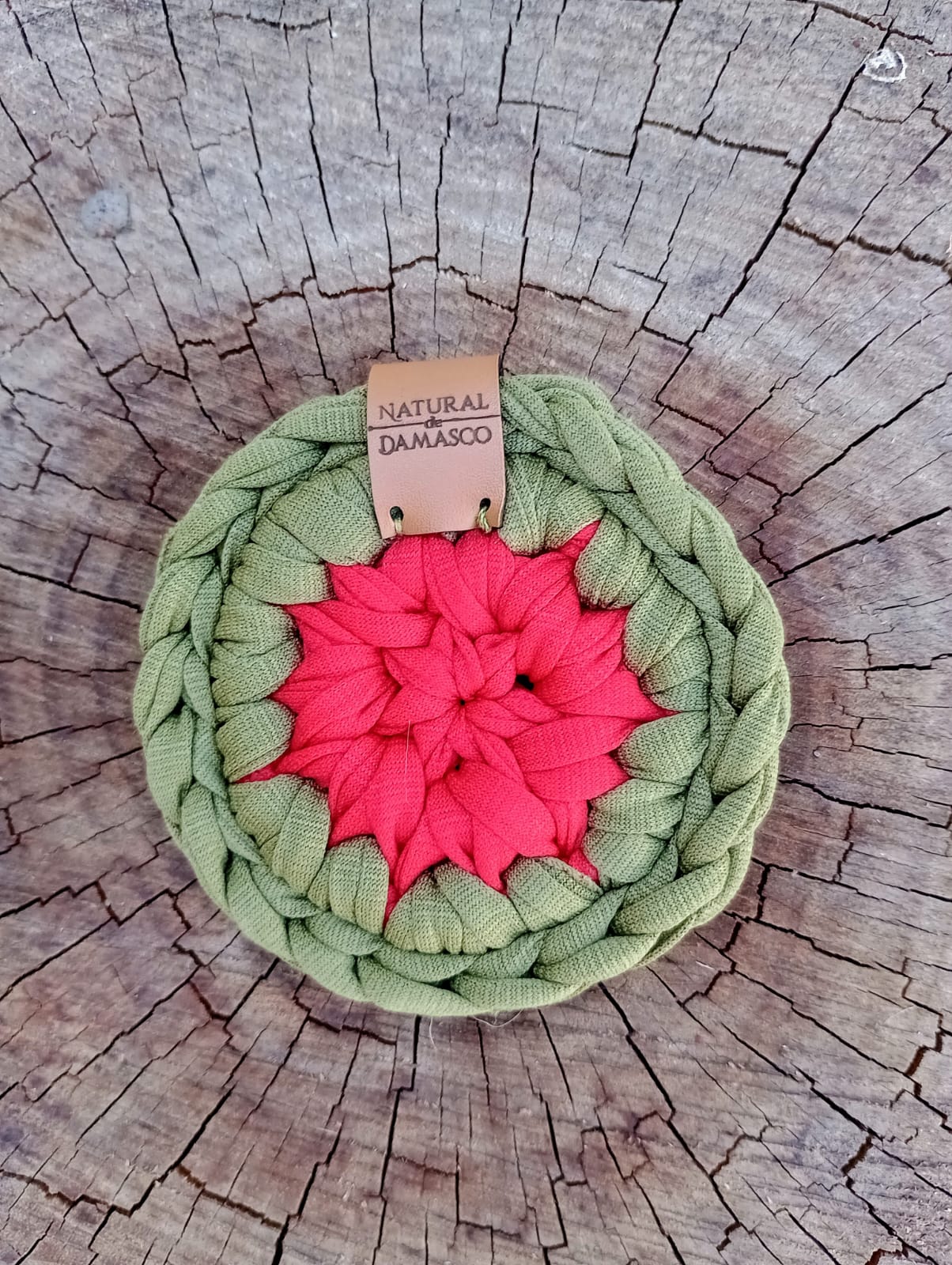 Porta-Copos de Crochê em Fio de Malha da Natural de Damasco/ vermelho e verde musgo