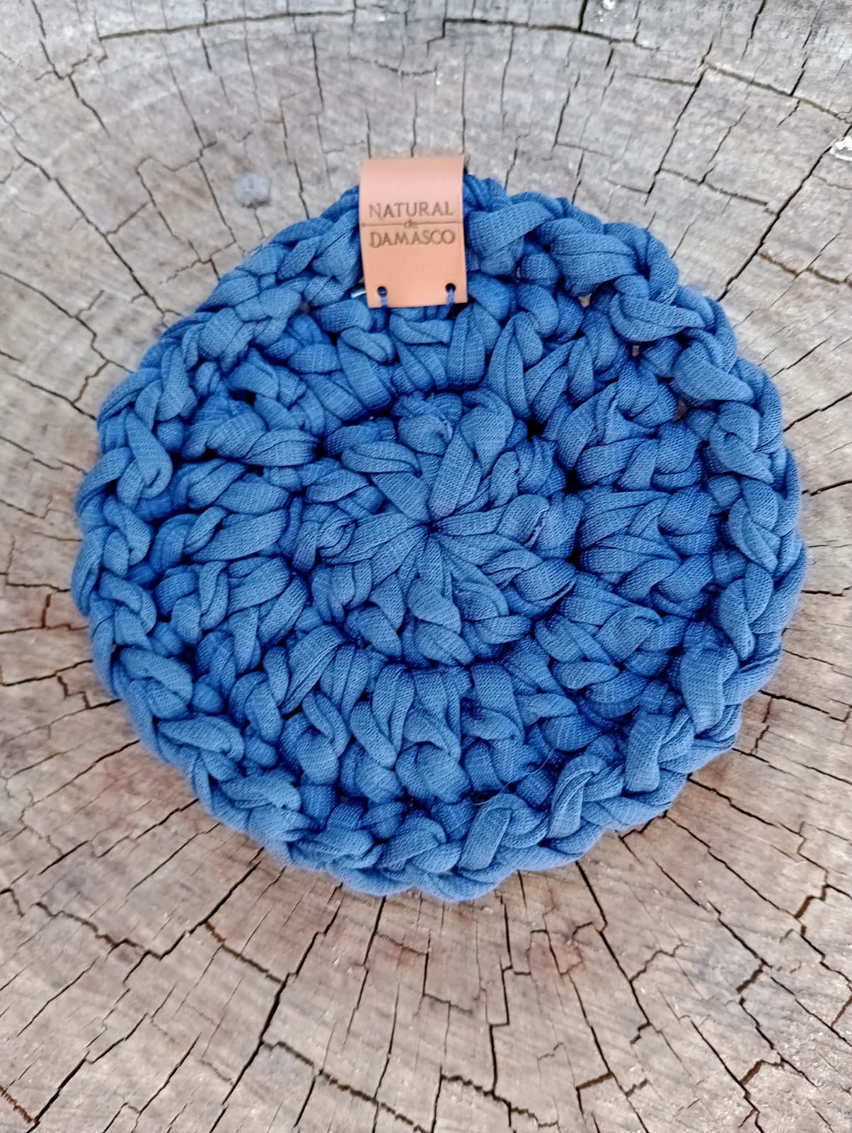 Porta-Copos de Crochê em Fio de Malha da Natural de Damasco/cor azul marinho