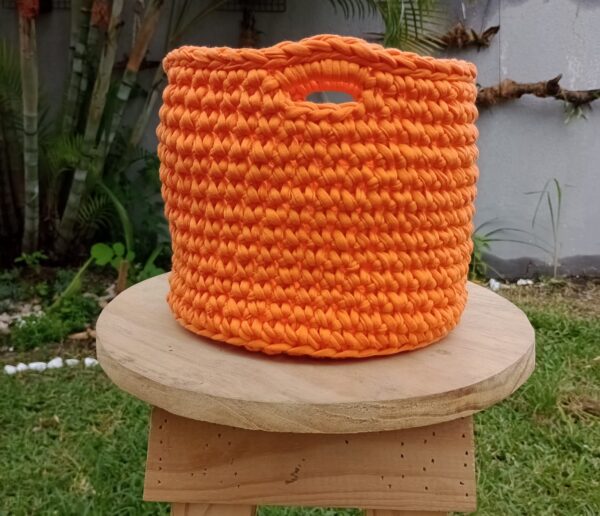 Cesto de Crochê com Fio de Malha - Natural de Damasco