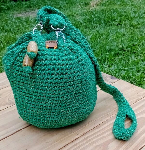 Bolsa Tira-Colo de Crochê Modelo Saquinho - Natural de Damasco - Image 3